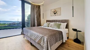 3-Bedroom Villa in Petrčane for Up to 8 Guests