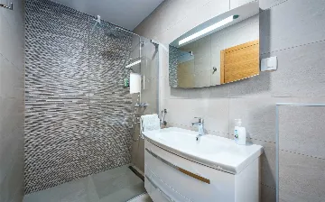 Tranquil Family Villa Escape Pazin