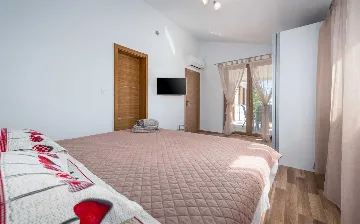 Tranquil Family Villa Escape Pazin