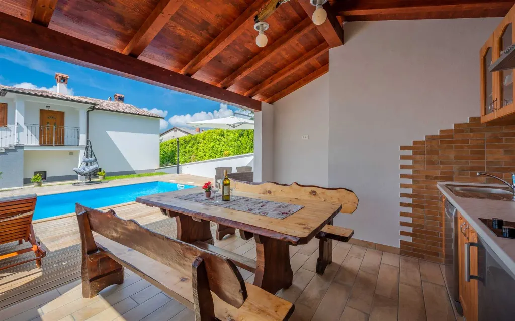 Tranquil Family Villa Escape Pazin