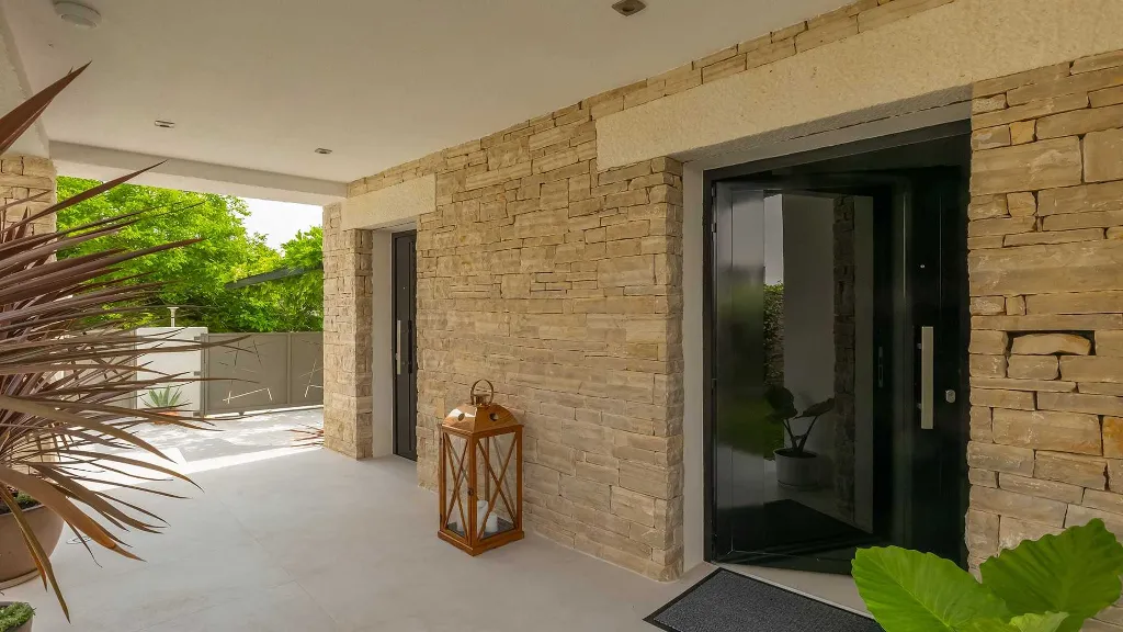 Villa with Pool and Sauna in Rovinjsko Selo
