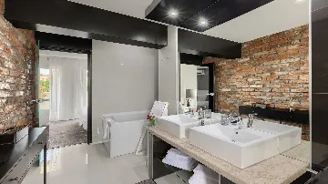 Villa with Pool and Sauna in Rovinjsko Selo