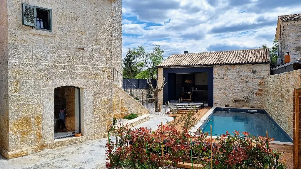 Villa in Jakovići for Up to 8 Guests