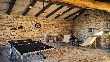 Villa in Jakovići for Up to 8 Guests