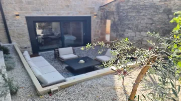 Villa in Jakovići for Up to 8 Guests