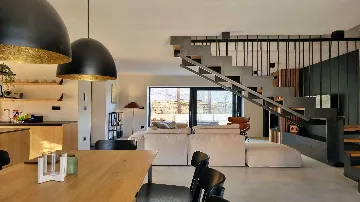 Villa in Jakovići for Up to 8 Guests