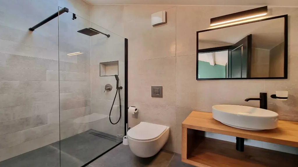 Villa in Jakovići for Up to 8 Guests