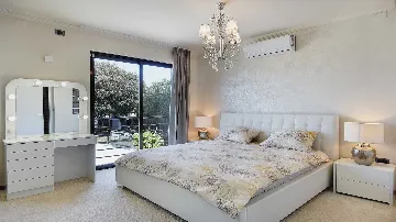 Pješčana Uvala Villa for Up to 8 Guests