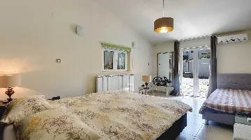 Pješčana Uvala Villa for Up to 8 Guests