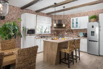 Sea View Villa for 10 Guests in Fažana