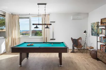 Sea View Villa for 10 Guests in Fažana