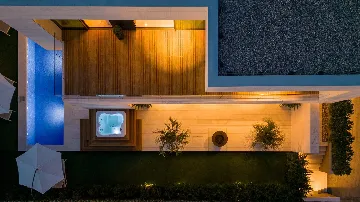 4-Bedroom Villa for 8 Guests in Starigrad