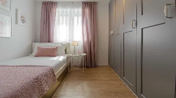 3-Bedroom Villa for 5 Guests in Novigrad