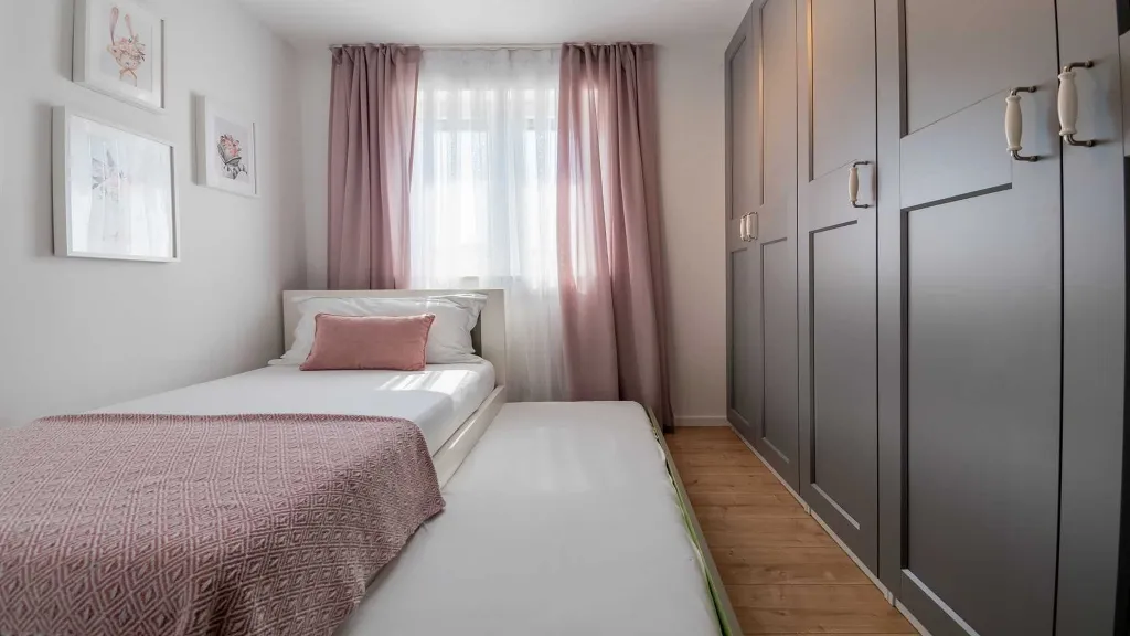 3-Bedroom Villa for 5 Guests in Novigrad