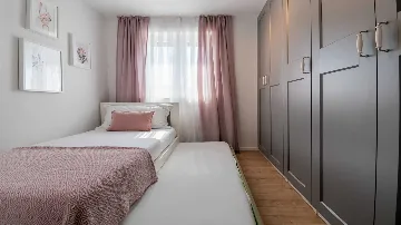 3-Bedroom Villa for 5 Guests in Novigrad