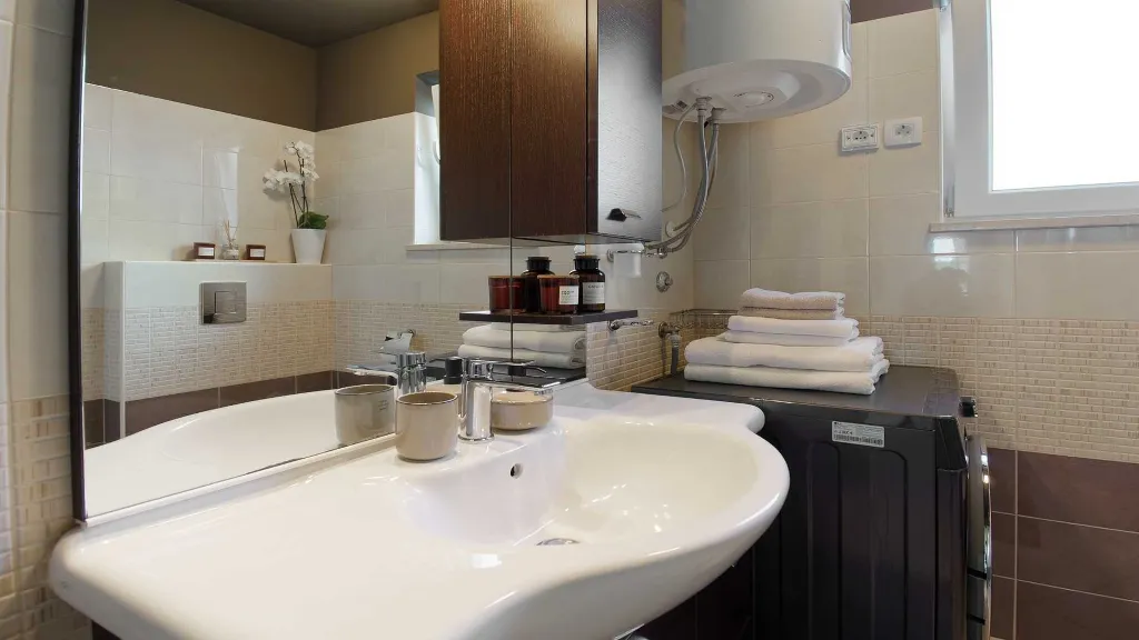 3-Bedroom Villa for 5 Guests in Novigrad