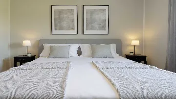 3-Bedroom Villa for 5 Guests in Novigrad