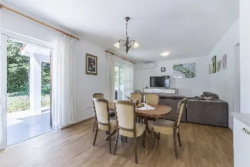 Villa with Pool in Labin for 12 Guests