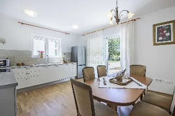 Villa with Pool in Labin for 12 Guests