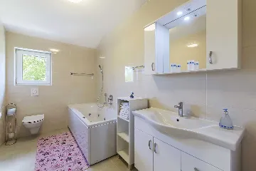 Villa with Pool in Labin for 12 Guests