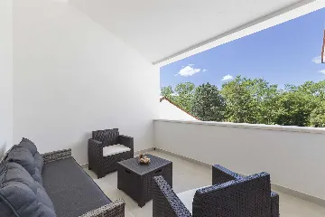 Villa with Pool in Labin for 12 Guests