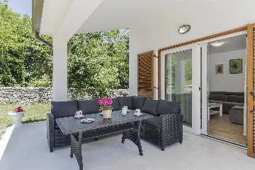 Villa with Pool in Labin for 12 Guests