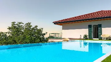 Villa with Pool and Spa in Vlaškovec