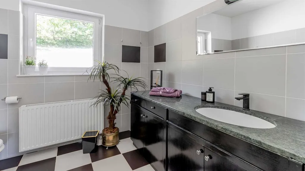Villa with Pool and Spa in Vlaškovec