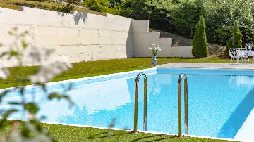Villa with Pool and Spa in Vlaškovec