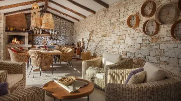 Sea View Villa for Large Groups in Barat