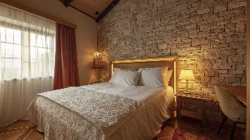 Sea View Villa in Barat for 14 Guests