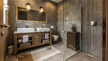 Sea View Villa in Barat for 14 Guests