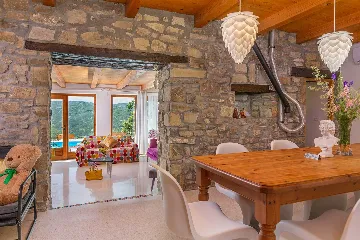Istrian Stone Villa with Pool in Potpićan