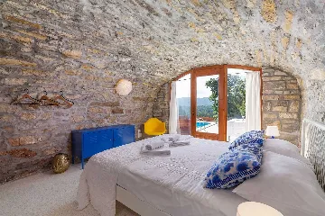 Istrian Stone Villa with Pool in Potpićan