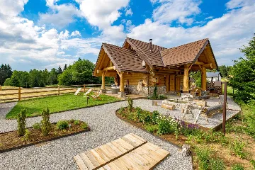 Wooden Villa in Hlevci for Up to 5 Guests