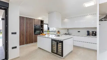 Villa in Juršići for up to 10 Guests