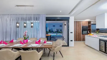 Villa in Juršići for up to 10 Guests