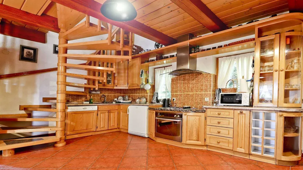 Villa in Gornja Voća with Terrace Pool and Spa