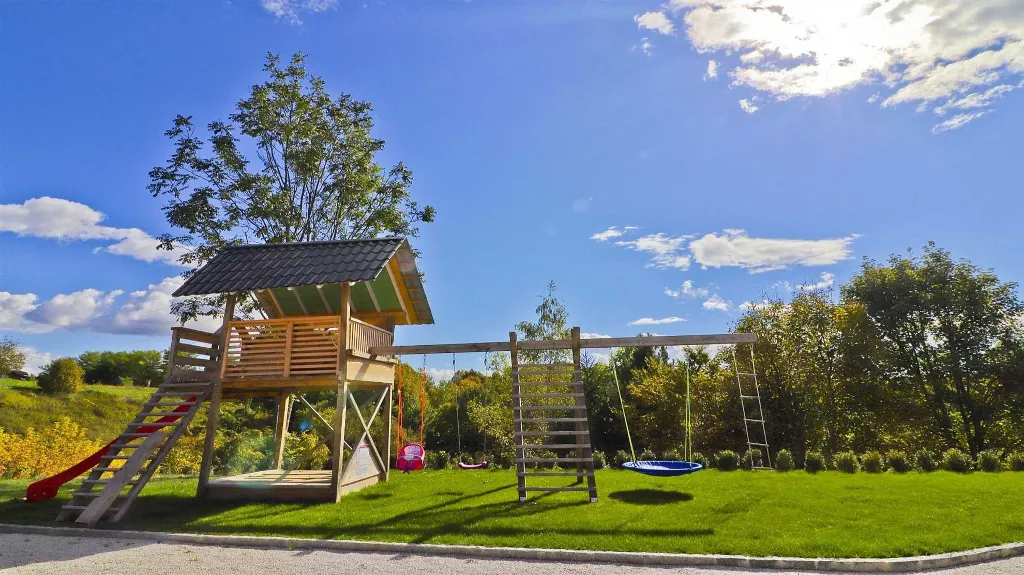 Villa in Gornja Voća with Terrace Pool and Spa