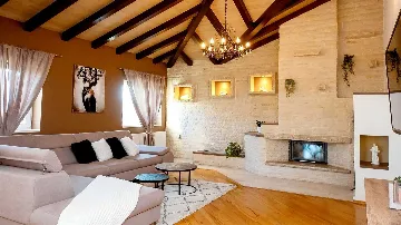 Villa for Up to 7 Guests in Dubrava kod Šibenika