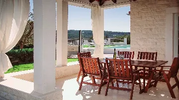 Villa for Up to 7 Guests in Dubrava kod Šibenika