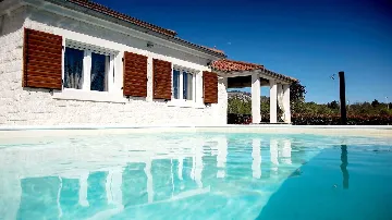 Villa for Up to 7 Guests in Dubrava kod Šibenika