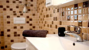 Villa for Up to 7 Guests in Dubrava kod Šibenika