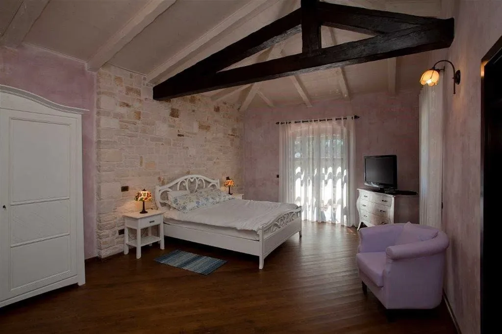 Villa in Barat for Up to 11 Guests