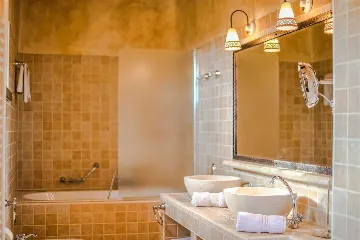 Villa in Barat for Up to 11 Guests