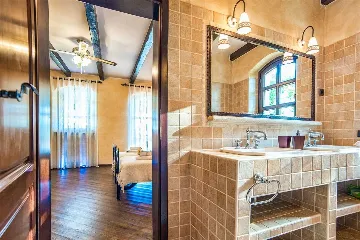 Villa in Barat for Up to 11 Guests