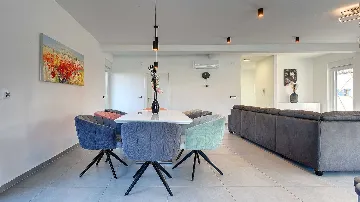 Villa in Pula for up to 16 Guests with Two Pools