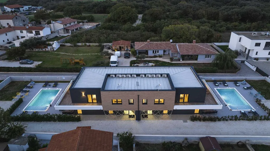 Villa in Pula for up to 16 Guests with Two Pools