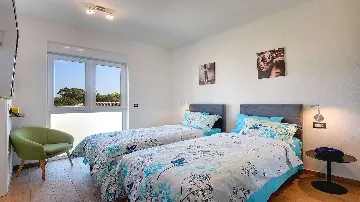 Villa in Pula for up to 16 Guests with Two Pools