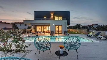 Villa in Pula for up to 16 Guests with Two Pools